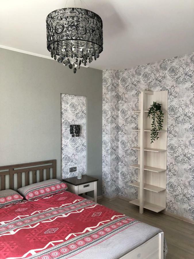 Apartment Near The Forest グロドノ エクステリア 写真